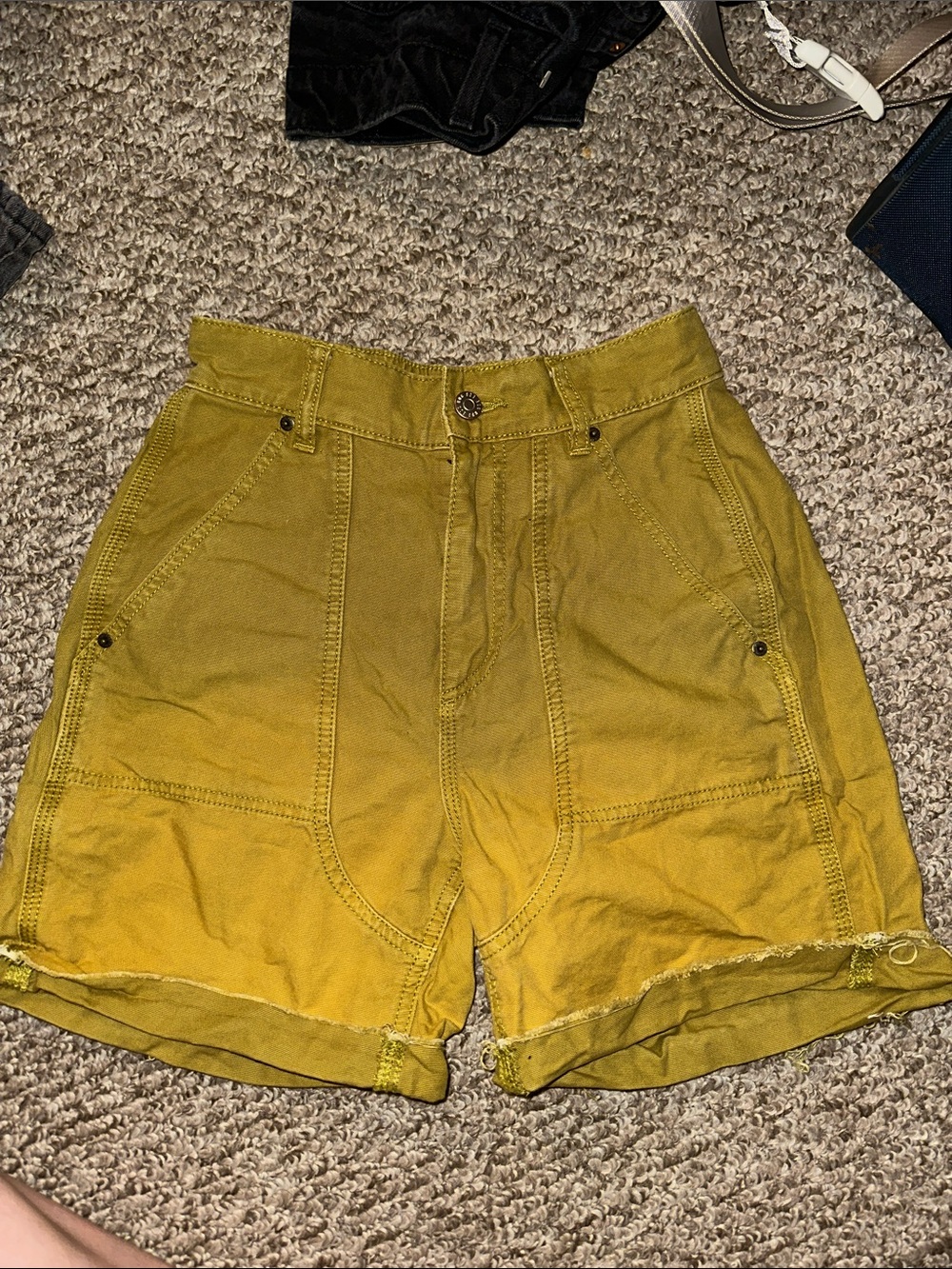 Casual Yellowish Khaki High-Waist Shorts